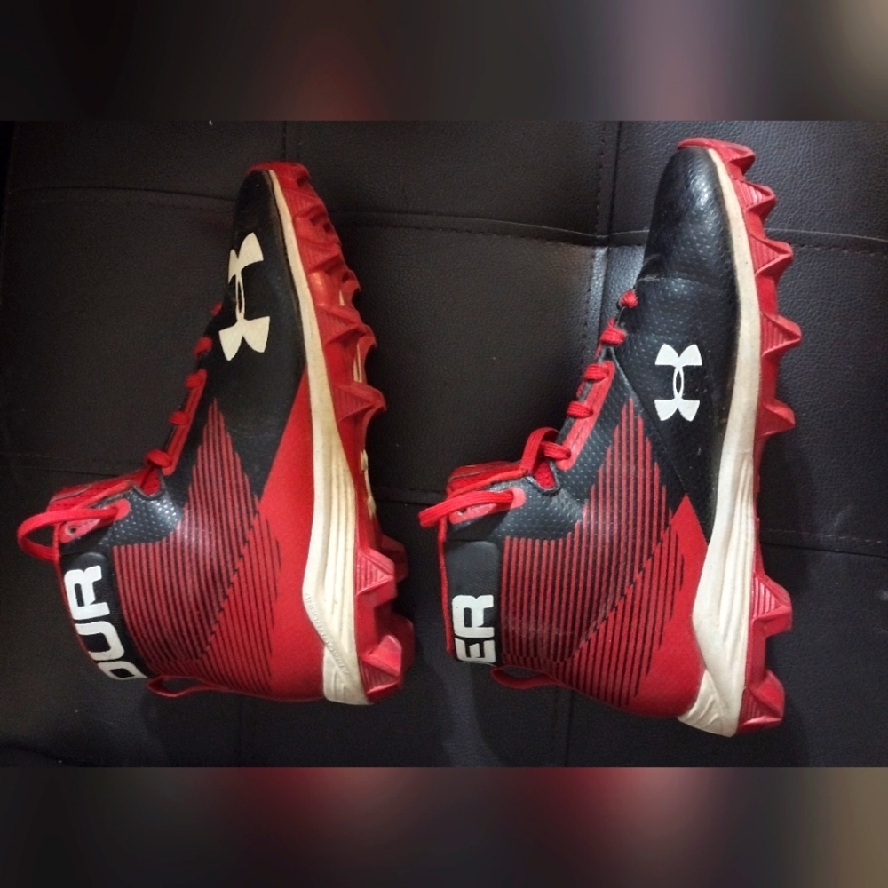 Under Armour Baseball Cleats Red Size 3